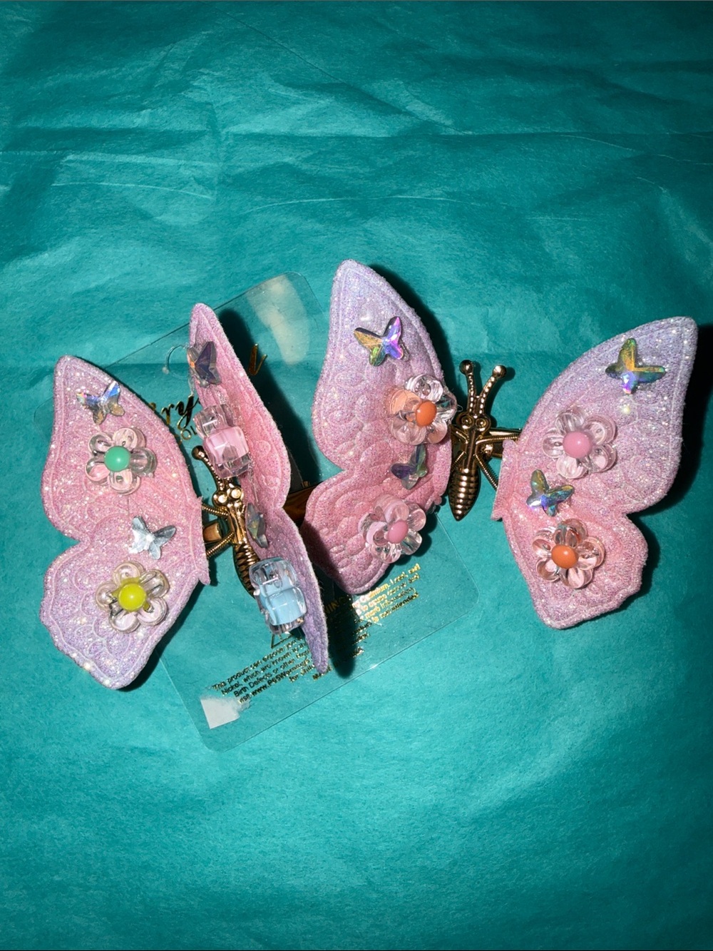 🩷 $3 Bundle 3-D Butterfly Hair Clips 2!